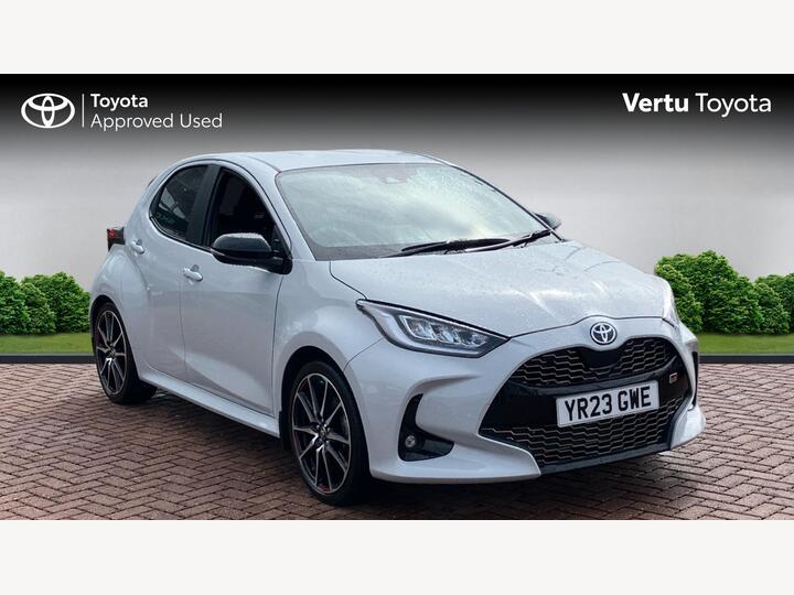Toyota Yaris 1.5 VVT-h GR SPORT E-CVT Euro 6 (s/s) 5dr