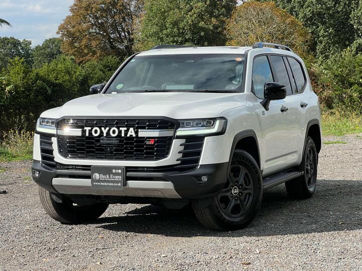 Toyota Land Cruiser 300 GR Sport 3.3 Turbo Diesel 309 BHP Automatic.