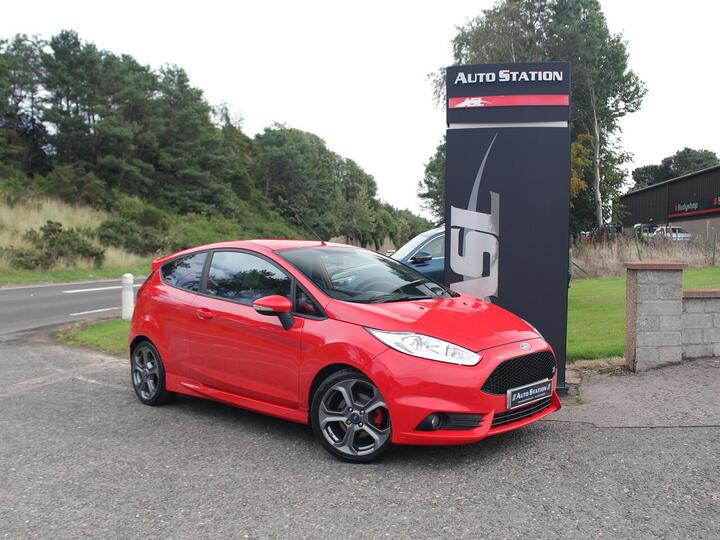 Ford Fiesta 1.6T EcoBoost ST-2 Euro 6 3dr