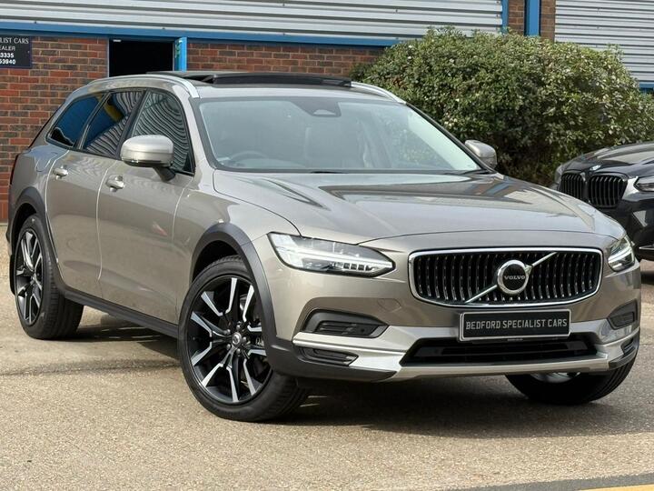 Volvo V90 Cross Country 2.0 B5 MHEV Auto AWD Euro 6 (s/s) 5dr