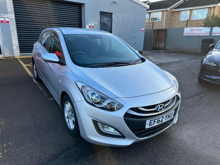 Hyundai I30 1.6 CRDi Active Auto Euro 5 5dr