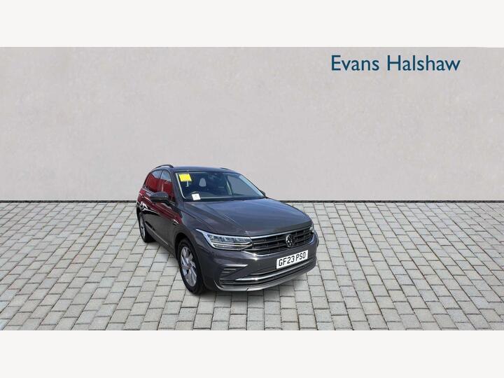 Volkswagen Tiguan Estate 1.5 TSI Life DSG Euro 6 (s/s) 5dr