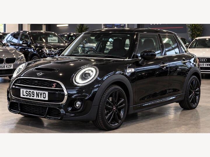 MINI Hatch 2.0 Cooper S Sport Steptronic Euro 6 (s/s) 5dr