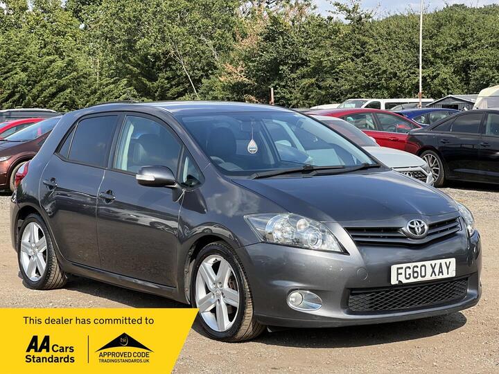 Toyota Auris 1.6 V-Matic SR Euro 5 5dr