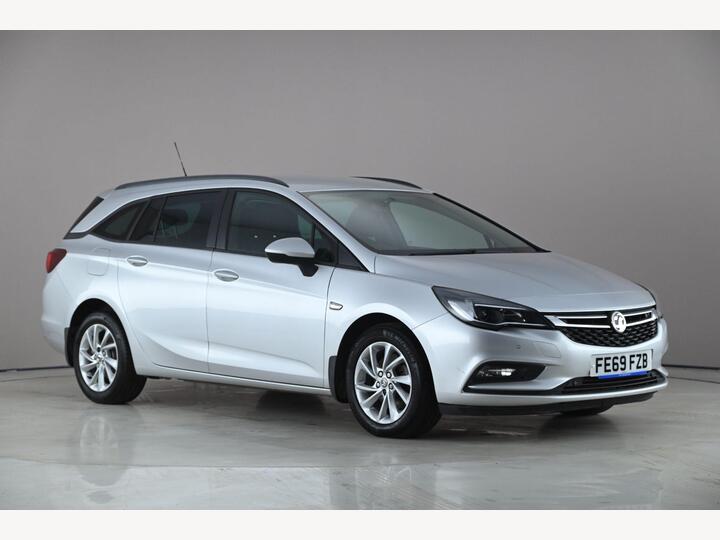Vauxhall Astra 1.6 CDTi BlueInjection Design Sports Tourer Euro 6 (s/s) 5dr Vauxhall Astra 1.6 CDTi BlueInjection Design Sports Tourer Euro 6 (s/s) 5dr