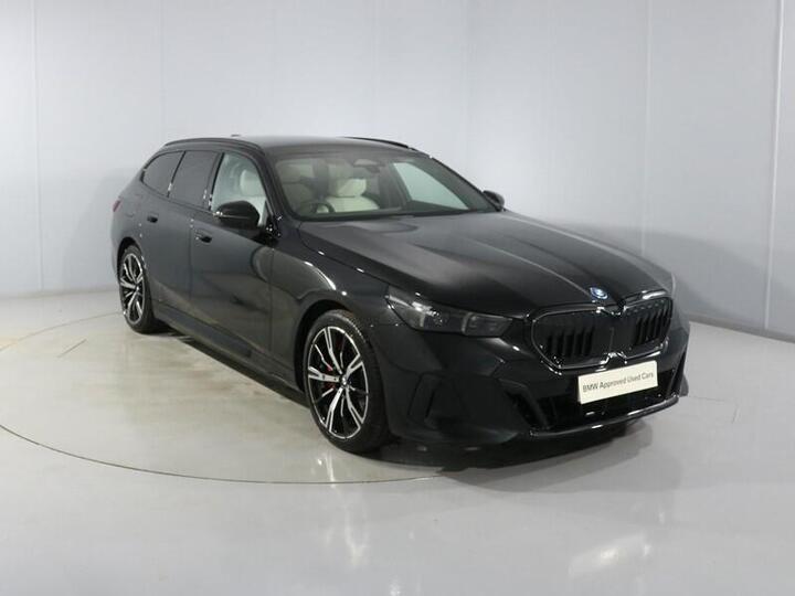 BMW 5 Series 3.0 550e 22.1kWh M Sport Pro Touring Steptronic Euro 6 (s/s) 5dr