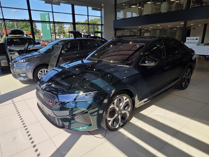 Skoda Octavia 2.0 TSI VRS DSG Euro 6 (s/s) 5dr