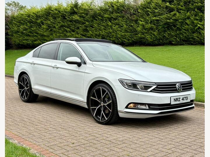 Volkswagen PASSAT 1.6 TDI GT Euro 6 (s/s) 4dr