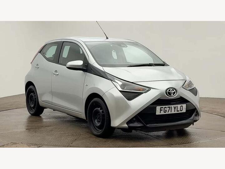 Toyota AYGO 1.0 VVT-i X-play Euro 6 (s/s) 5dr
