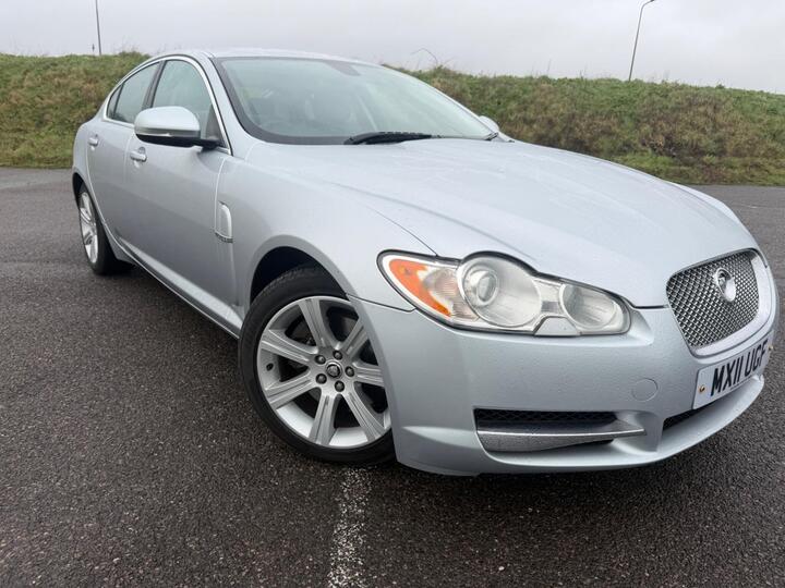 Jaguar XF 3.0d V6 Luxury Auto Euro 5 4dr