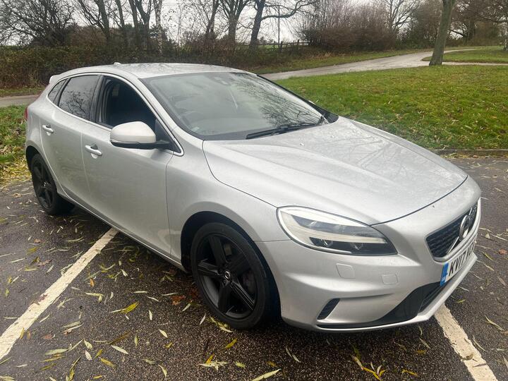Volvo V40 2.0 D3 R-Design Nav Plus Auto Euro 6 (s/s) 5dr