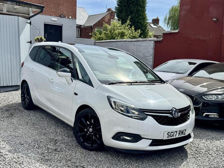 Vauxhall ZAFIRA TOURER 2.0 CDTi Elite Nav Euro 6 (s/s) 5dr