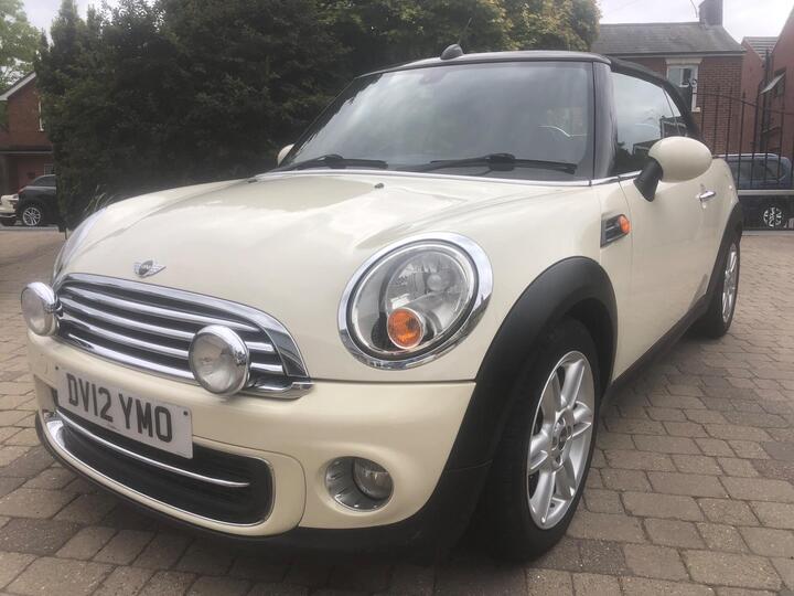 MINI Convertible 1.6 Cooper Euro 6 (s/s) 2dr