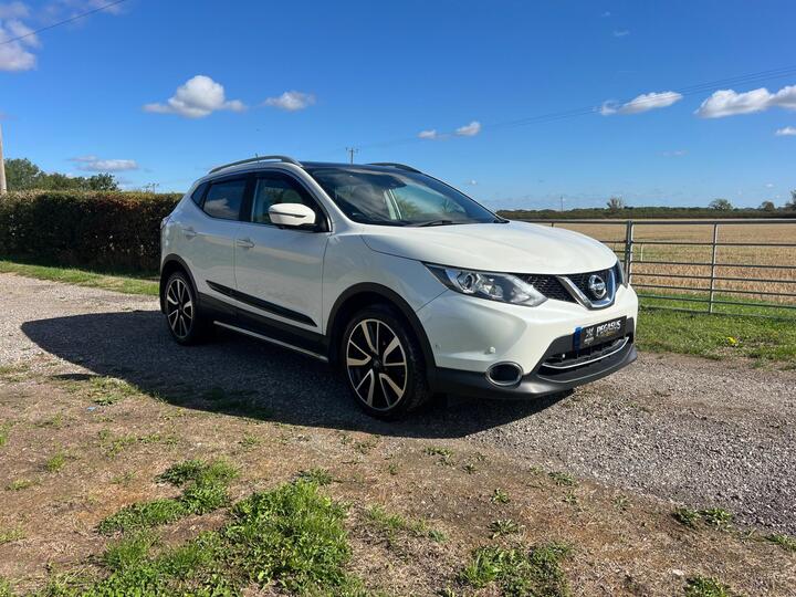 Nissan Qashqai 1.5 DCi Tekna 2WD Euro 5 (s/s) 5dr