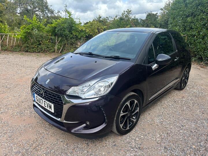DS AUTOMOBILES DS 3 1.6 BlueHDi Elegance Euro 6 (s/s) 3dr DS AUTOMOBILES DS 3 1.6 BlueHDi Elegance Euro 6 (s/s) 3dr