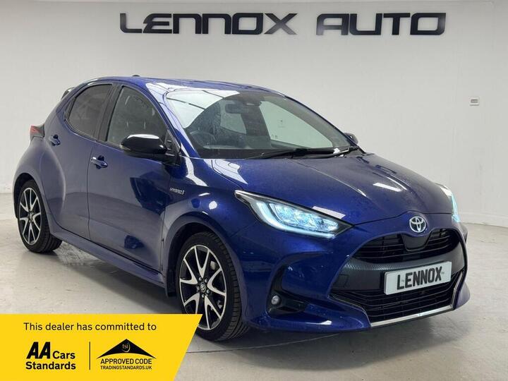 Toyota Yaris 1.5 VVT-h Dynamic E-CVT Euro 6 (s/s) 5dr