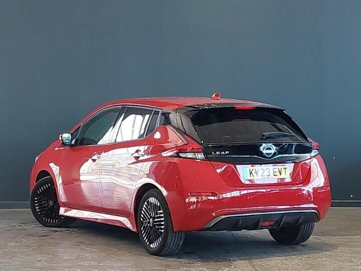 Nissan Leaf 39kWh N-Connecta Auto 5dr