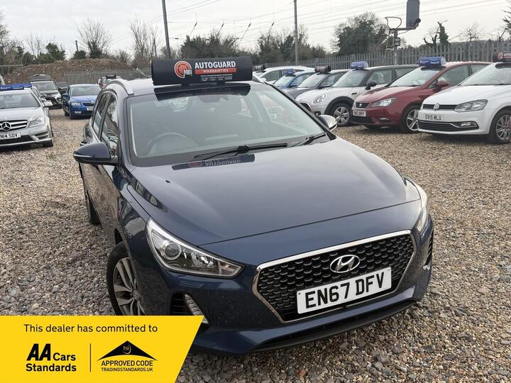 Hyundai I30 1.6 CRDi SE Nav Tourer Euro 6 (s/s) 5dr Hyundai I30 1.6 CRDi SE Nav Tourer Euro 6 (s/s) 5dr