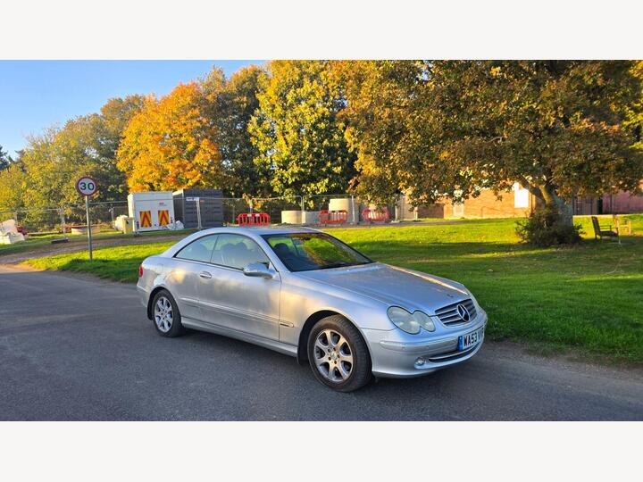 Mercedes-Benz CLK 2.6 CLK240 Elegance 2dr Mercedes-Benz CLK 2.6 CLK240 Elegance 2dr