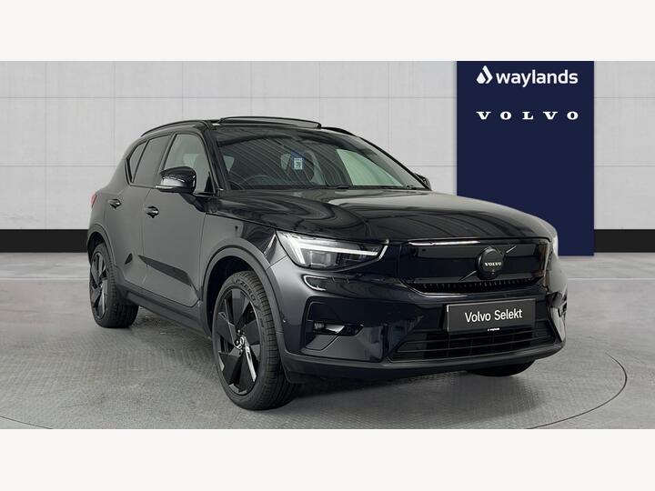 Volvo EX40 Twin Motor 82kWh Ultra Black Edition Auto AWD 5dr