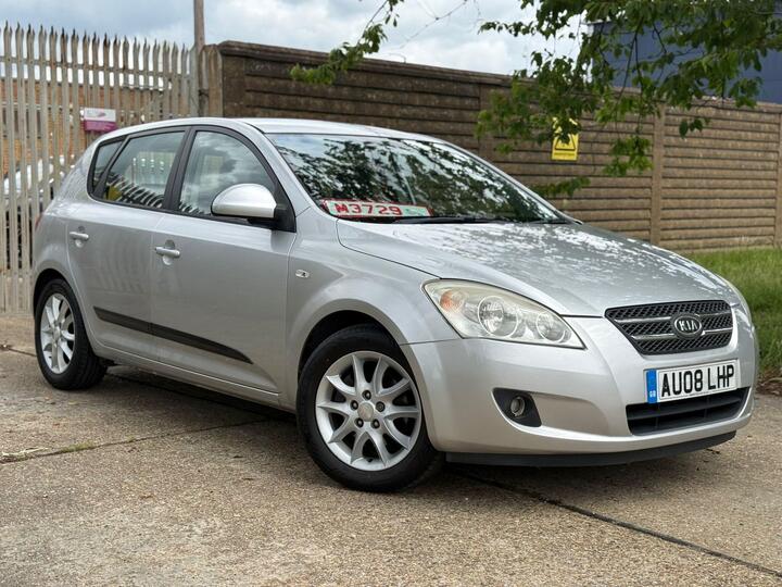 Kia Ceed 1.6 LS 5dr