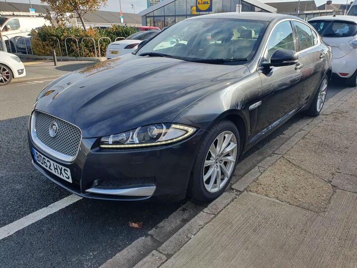 Jaguar XF 2.2d Premium Luxury Auto Euro 5 (s/s) 4dr