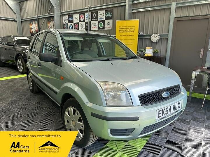 Ford Fusion 1.4 2 5dr