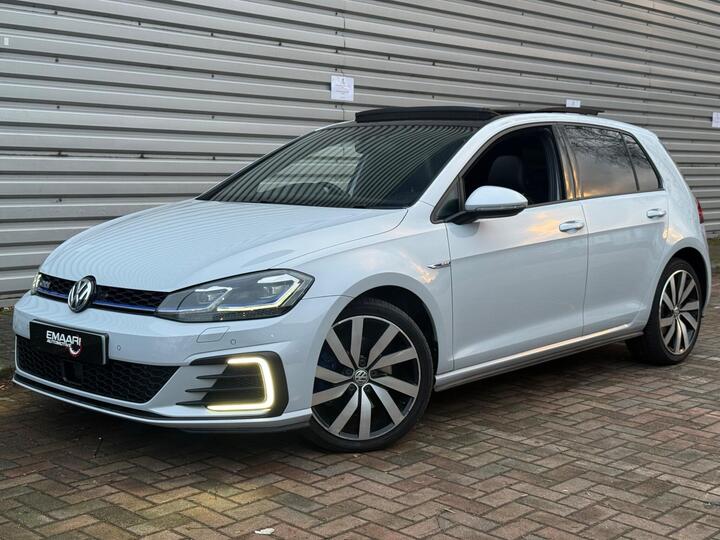 Volkswagen Golf 1.4 TSI 8.7kWh GTE Advance DSG Euro 6 (s/s) 5dr