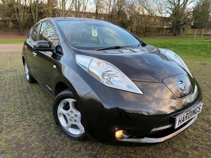 Nissan Leaf 30kWh Acenta Auto 5dr