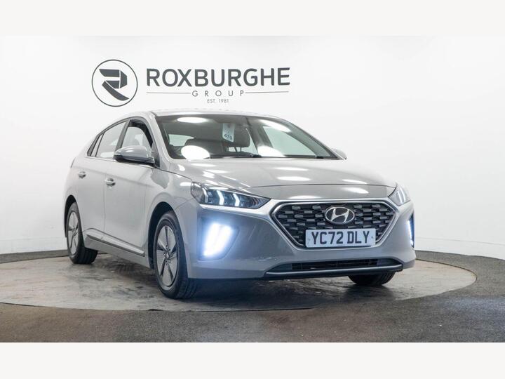 Hyundai IONIQ 1.6 H-GDi Premium DCT Euro 6 (s/s) 5dr Hyundai IONIQ 1.6 H-GDi Premium DCT Euro 6 (s/s) 5dr
