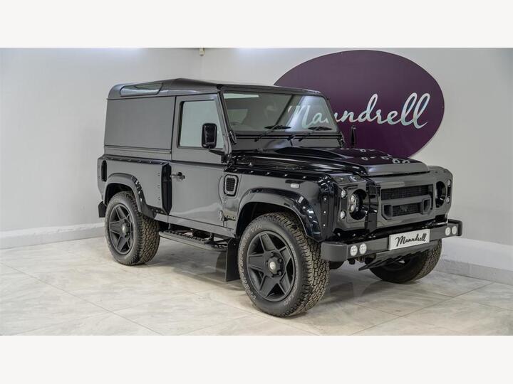 Land Rover Defender 90 2.2 TDCi XS Station Wagon 4WD SWB Euro 5 3dr Land Rover Defender 90 2.2 TDCi XS Station Wagon 4WD SWB Euro 5 3dr