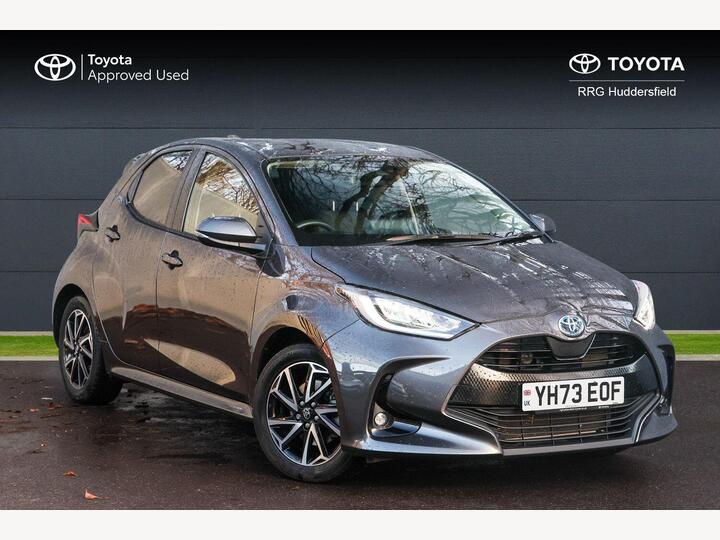 Toyota Yaris 1.5 VVT-h Design E-CVT Euro 6 (s/s) 5dr