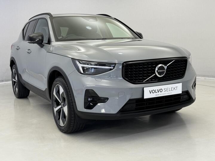Volvo XC40 2.0 B4 MHEV Ultimate DCT Auto Euro 6 (s/s) 5dr
