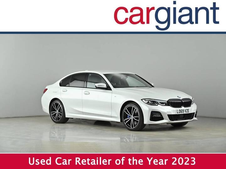 BMW 3 Series 2.0 330e 12kWh M Sport Auto Euro 6 (s/s) 4dr BMW 3 Series 2.0 330e 12kWh M Sport Auto Euro 6 (s/s) 4dr