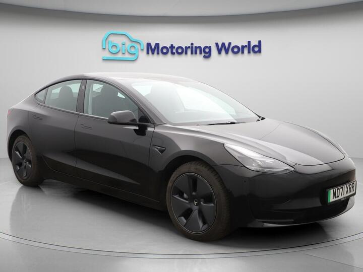 Tesla Model 3 Standard Range Plus Auto RWD 4dr