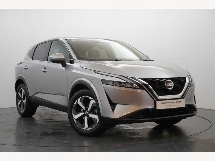 Nissan Qashqai 1.3 DIG-T MHEV N-Connecta XTRON Euro 6 (s/s) 5dr