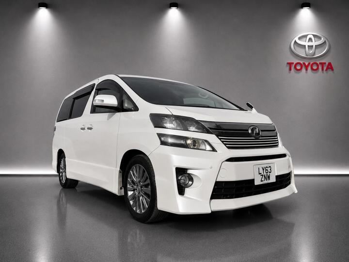 Toyota Vellfire 2.4 2WD Golden Eye