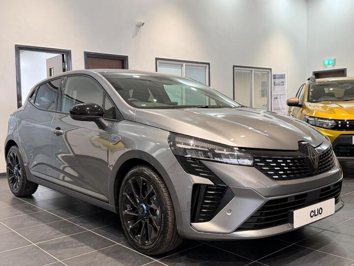 Renault Clio 1.6 E-TECH Techno Esprit Alpine Auto Euro 6 (s/s) 5dr