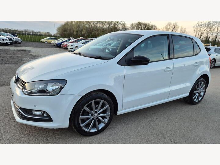 Volkswagen Polo 1.2 TSI BlueMotion Tech SE Design Euro 6 (s/s) 5dr