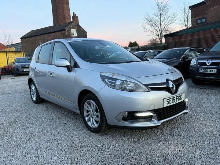 Renault Scenic 1.5 DCi Dynamique Nav Euro 6 (s/s) 5dr