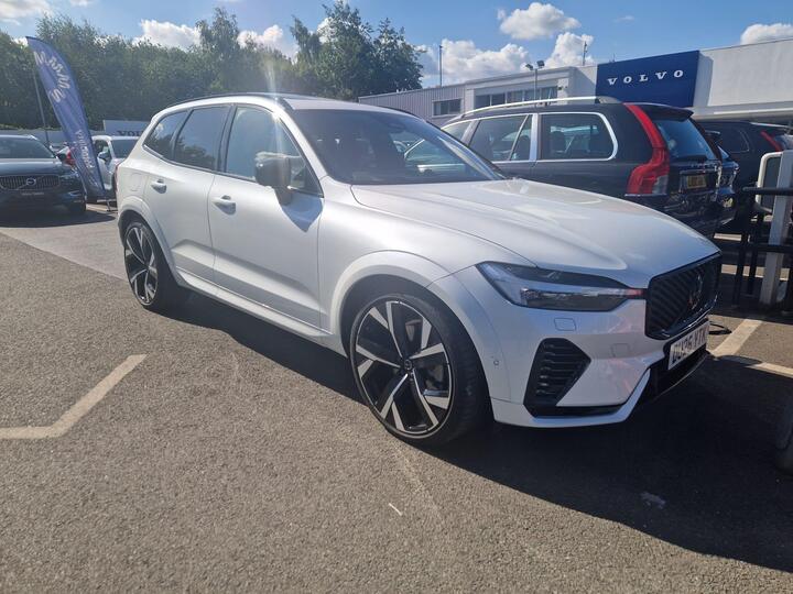 Volvo XC60 2.0 T8 18.8kWh Ultra Black Edition Auto AWD Euro 6 (s/s) 5dr