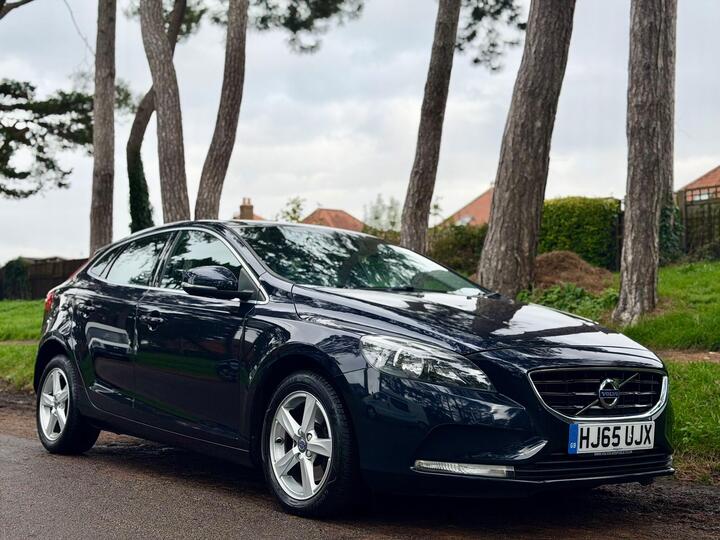 Volvo V40 2.0 T2 SE Euro 6 (s/s) 5dr