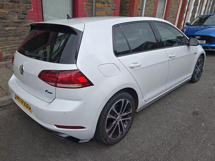 Volkswagen Golf 2.0 TDI R-Line DSG Euro 6 (s/s) 5dr