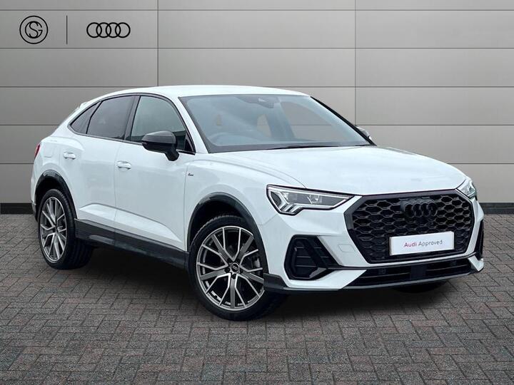 Audi Q3 Sportback 1.5 TFSI CoD 35 Black Edition Sportback S Tronic Euro 6 (s/s) 5dr