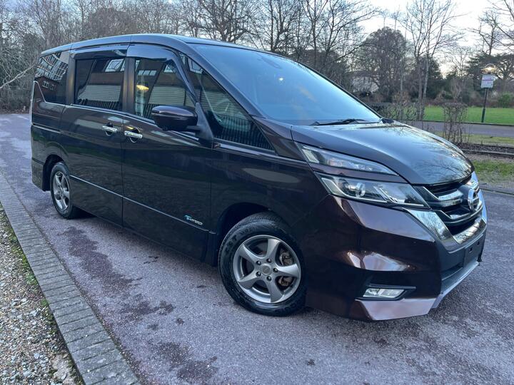 Nissan Serena 2.0 HIGHWAY STAR V SELECTION PRO PILOT