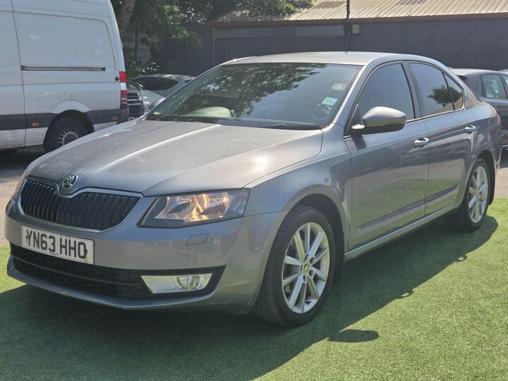 Skoda Octavia 1.6 TDI Elegance Euro 5 (s/s) 5dr