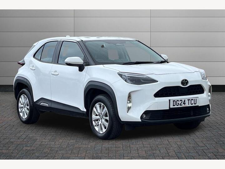 Toyota Yaris Cross 1.5 VVT-h Icon E-CVT Euro 6 (s/s) 5dr Toyota Yaris Cross 1.5 VVT-h Icon E-CVT Euro 6 (s/s) 5dr