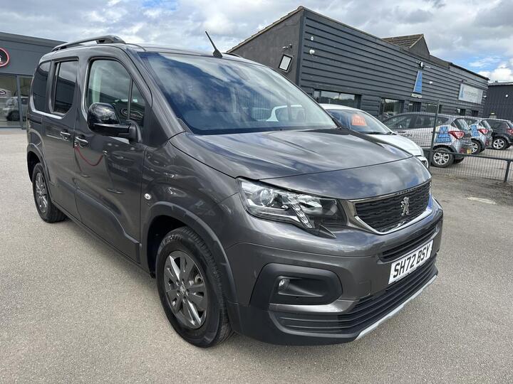 Peugeot Rifter AUTOMATIC WAV, CARRIES 5! HIGH SPEC ALLURE PREMIUM MODEL WITH A WINCH! 1.5 BlueHDi Allure Premium Standard MPV 5dr Diesel EAT Euro 6 (s/s) (130 Ps) Peugeot Rifter AUTOMATIC WAV, CARRIES 5! HIGH SPEC ALLURE PREMIUM MODEL WITH A WINCH! 1.5 BlueHDi Allure Premium Standard MPV 5dr Diesel EAT Euro 6 (s/s) (130 Ps)