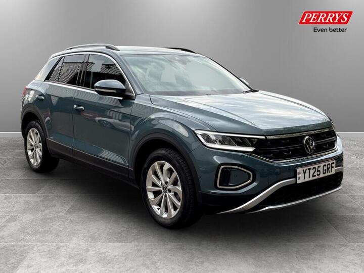 Volkswagen T-Roc 1.5 TSI Match Euro 6 (s/s) 5dr Volkswagen T-Roc 1.5 TSI Match Euro 6 (s/s) 5dr