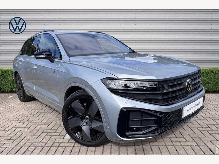 Volkswagen Touareg 3.0 TDI V6 Black Edition Tiptronic 4Motion Euro 6 (s/s) 5dr